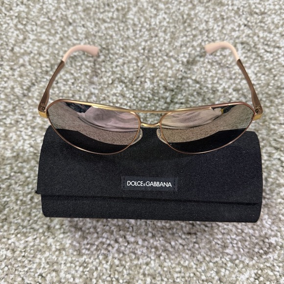 Dolce And Gabban Vintage Aviator Sunglasses Used With Velour Case - Picture 2 of 13